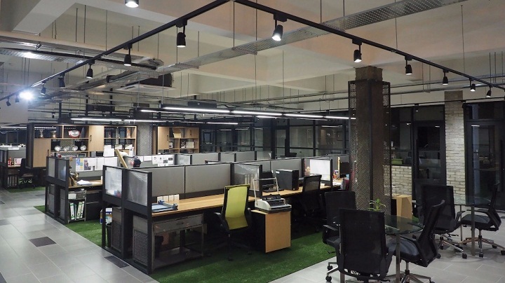 PCS Businesscentre – Premium coworking space interior in Vijayawada, Andhra Pradesh